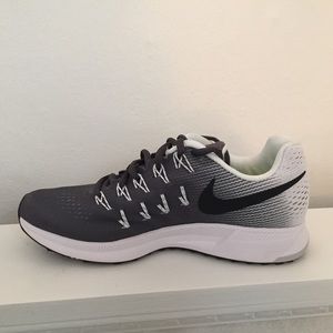 Women’s Nike Air Zoom Pegasus 33